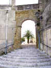 PortaSantAngelo.jpg (257388 byte)
