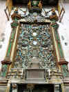 ChiesaSantUgo3.jpg (352004 byte)