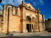 Cattedrale2.jpg (417994 byte)