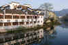 Hongcun4.jpg (250021 byte)