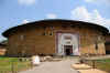 Tulou7.jpg (262772 byte)