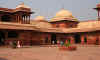 Fatehpur4.jpg (784358 byte)