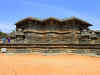 Hoysala5.jpg (230662 byte)