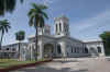 GeorgeTown ColonialBuilding.jpg (239670 byte)