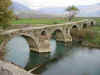 Gjirokaster_PonteRomano.jpg (47409 byte)