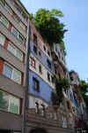 HundertwasserVillage7.jpg (213065 byte)