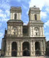 CattedraleSantaMariaAuch.jpg (244023 byte)