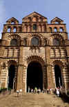 Santiago.jpg (224606 byte)