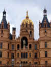 Schwerin_Facciata.jpg (548303 byte)