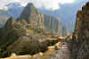 MachuPicchu12.jpg (303566 byte)